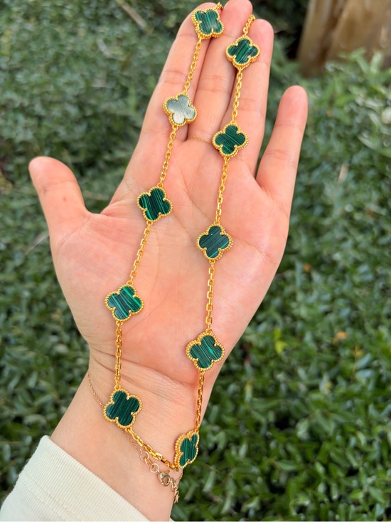 None Jewelry - Flower Motif Green Gold Chain Necklace